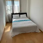 Cozy Private Room Quiet Lisbon Easy Transport Great Value * Lisboa
