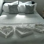 Cozy Private Room Quiet Lisbon Easy Transport Great Value Lisboa