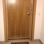 בית אירוח Cozy Private Room Quiet Lisbon Easy Transport Great Value ליסבון