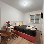 Cozy Private Room Quiet Lisbon Easy Transport Great Value *