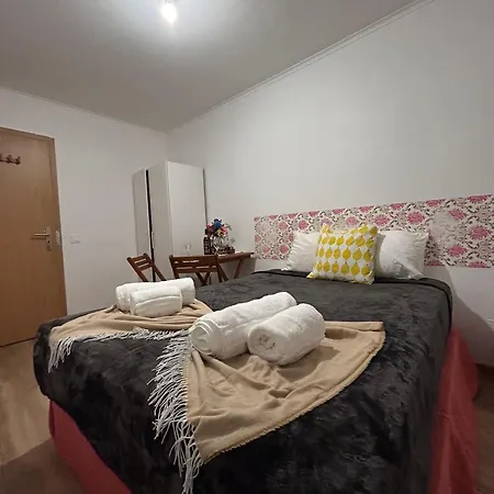 Séjour chez l'habitant Singh Leite Family Pt *