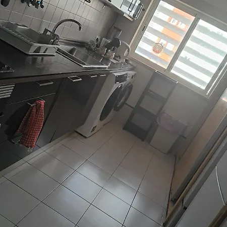 Singh Leite Room&apartament Δωμάτια σε οικογενειακή κατοικία Lisboa