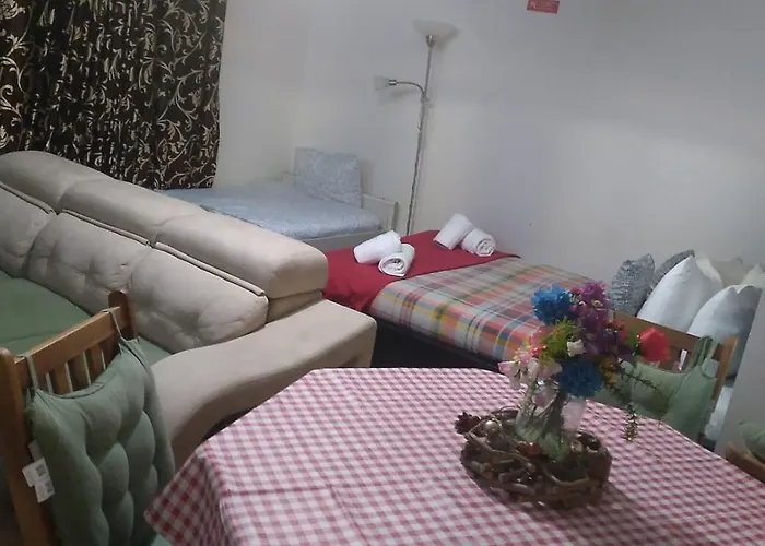 Singh Leite Family Pt * ליסבון